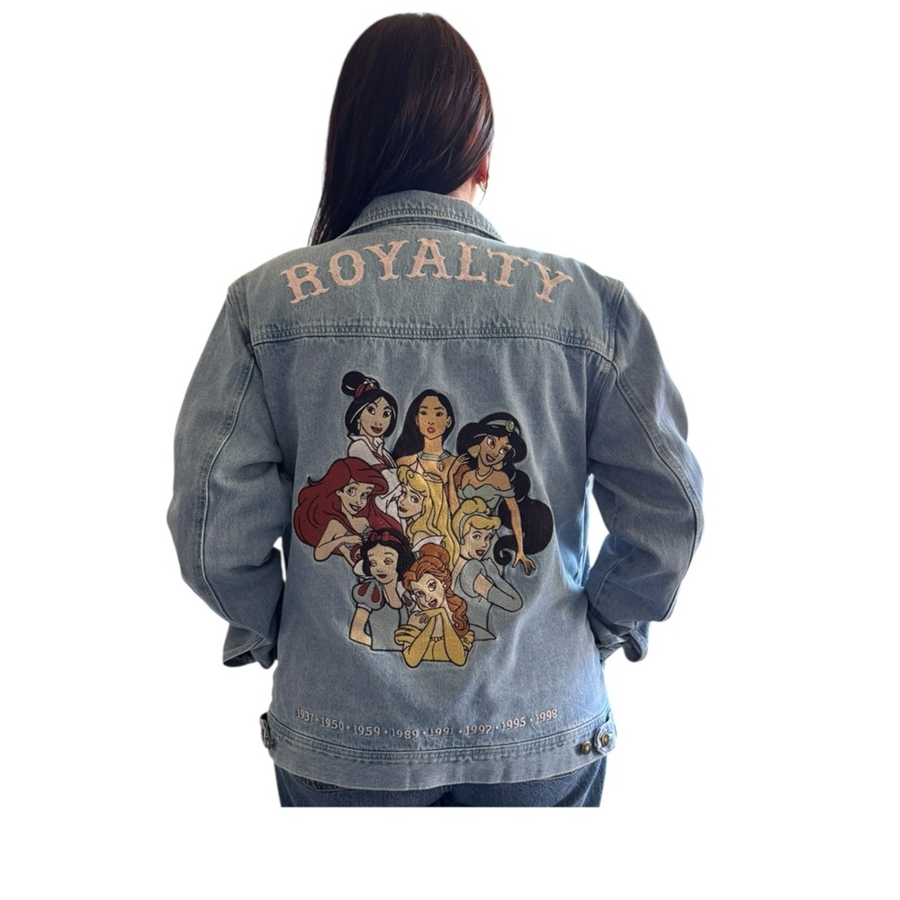 Vintage 90’s  Disney Royalty Denim Jacket with Princess Design size XL - Picture 3 of 15